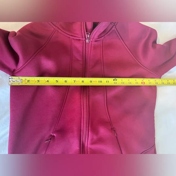Under Armour ladies, medium, burgundy, full zip jacket. - Picture 6 of 7